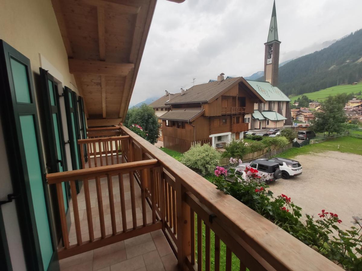 Villa San Carlo Pozza di Fassa Esterno foto