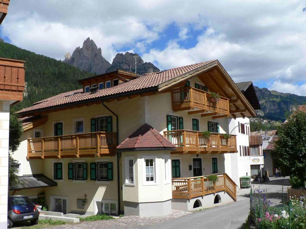 Villa San Carlo Pozza di Fassa Esterno foto